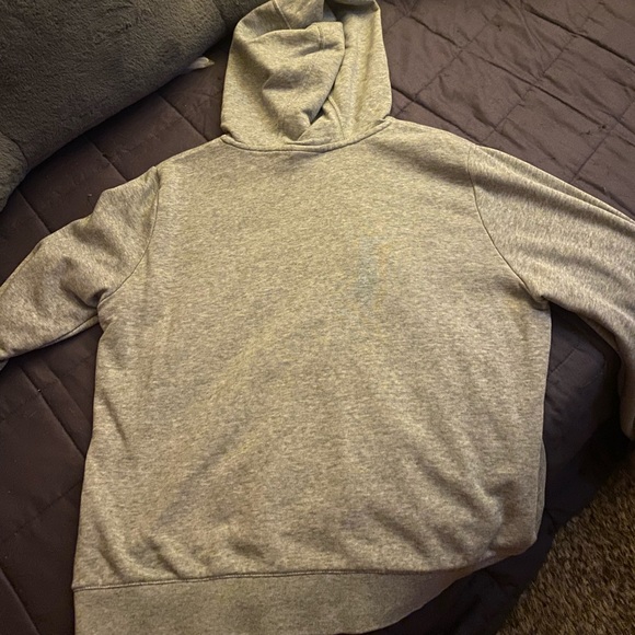 Nike grey sweatshirt with white swish - Picture 2 of 4